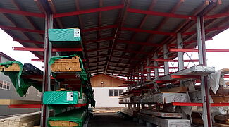 Cantilever racking systems with roof