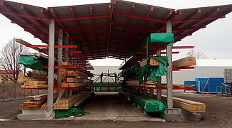 Cantilever racking systems with roof