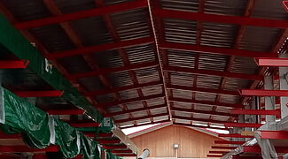 Cantilever racking systems with roof